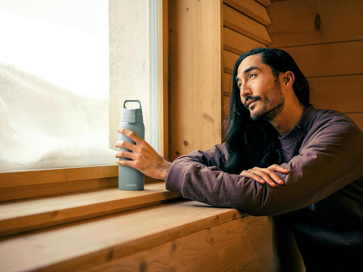 SIGG - Isolierte Trinkflasche - Thermosflasche Shield Therm One Morning Blue kohlensäurehaltige Getr