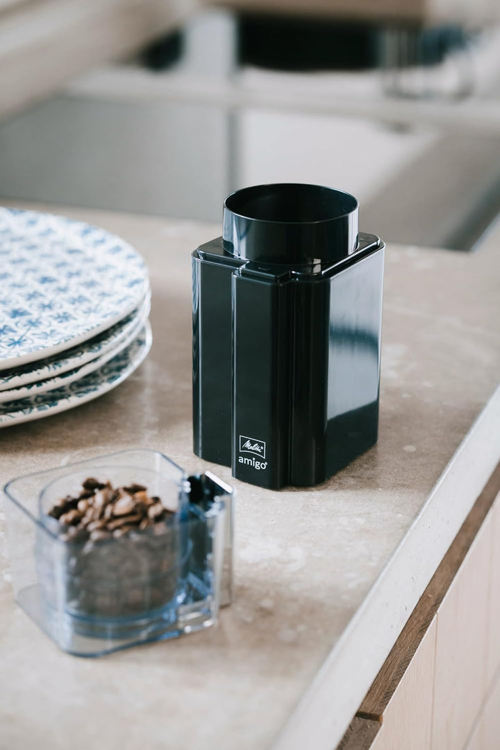 Melitta Amigo Kaffeemühle – Elektrische Kaffeemühle mit Schlagmesser aus Edelstahl für bis zu 60g Ka