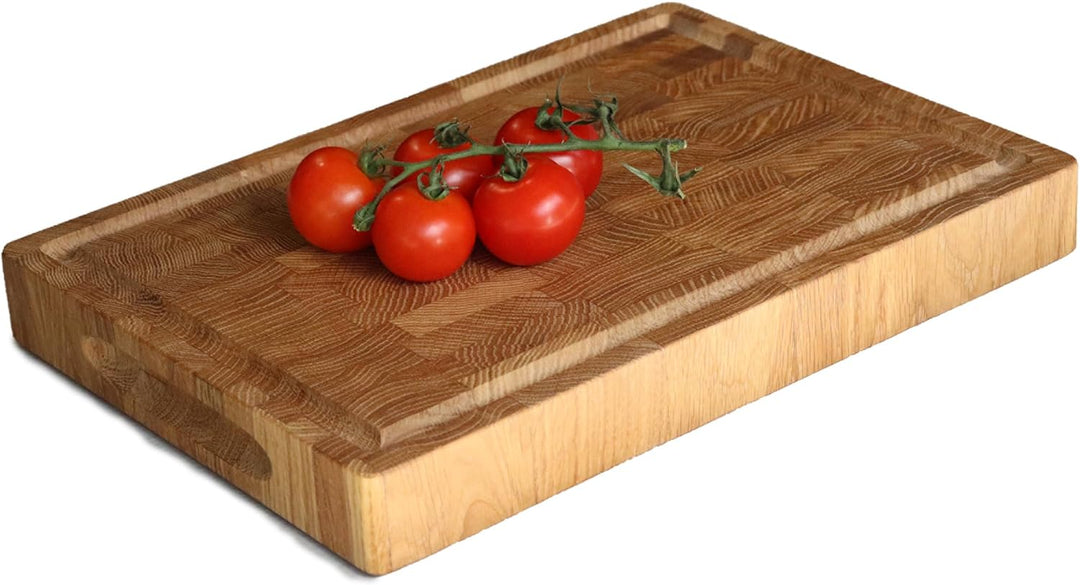 B4K® 35х25х4cm Küchenbrett aus Eiche Stirnholz | Antibakterielles Hirnholzbrett mit Griffen, Silikon