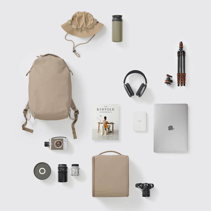 Urth Norite 24L Modular Backpack + 11.3L Camera Insert - Water Resistant, Anti-Theft, Recycled Bag f