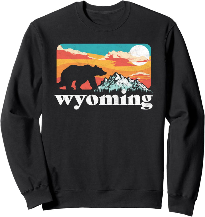 Wyoming Retro Bear & Mountain Vintage 80s Graphic Sweatshirt