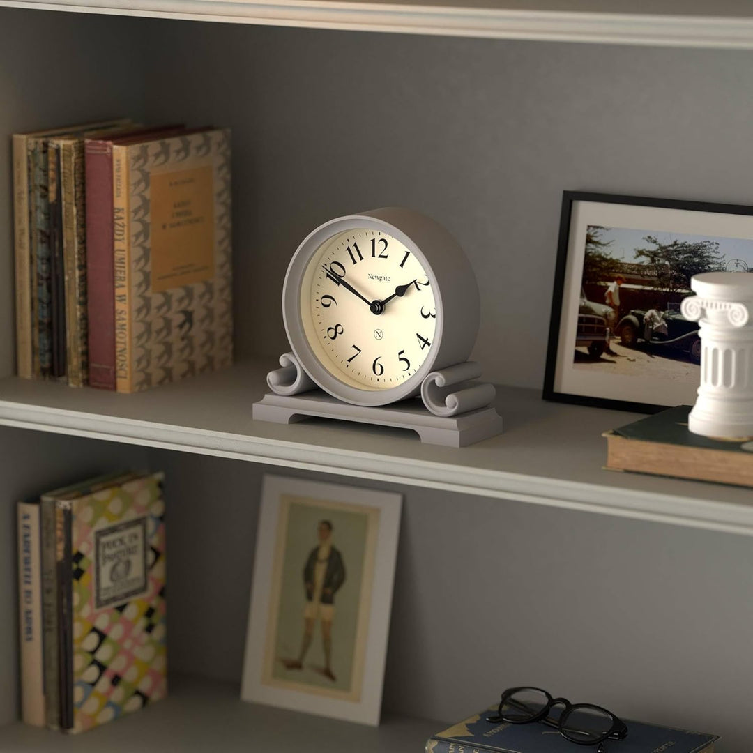 NEWGATE® Divisadero Kaminsims Uhr | Traditionelles doppelschnecken Design | Uhrwerk grau | Klassisch