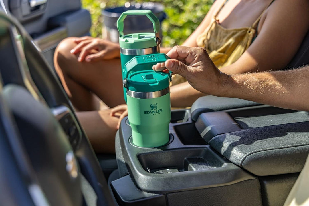 STANLEY IceFlow Edelstahlbecher – vakuumisolierte Wasserflasche für Zuhause, Büro oder Auto, wiederv
