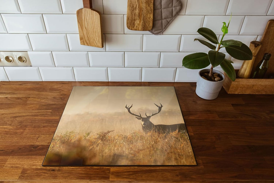 Rotwild Hirsch im Nebel Herdabdeckplatte & Spritzschutz aus Echtglas | Für Herd-Kochfelder | 60x52 c
