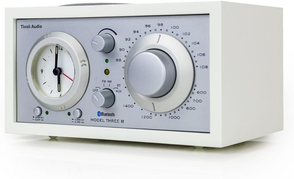 Tivoli Audio Model Three Bluetooth UKW-/MW-Radiowecker (Weiss/Silver) Weiss / Silber, Weiss / Silber