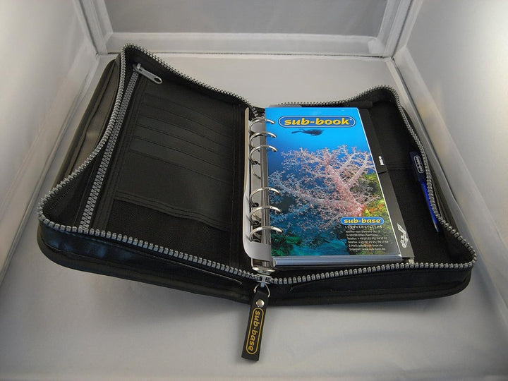 Sub-Base Logbuch SubBook mit Taucher + Starteinlage schwarz, schwarz