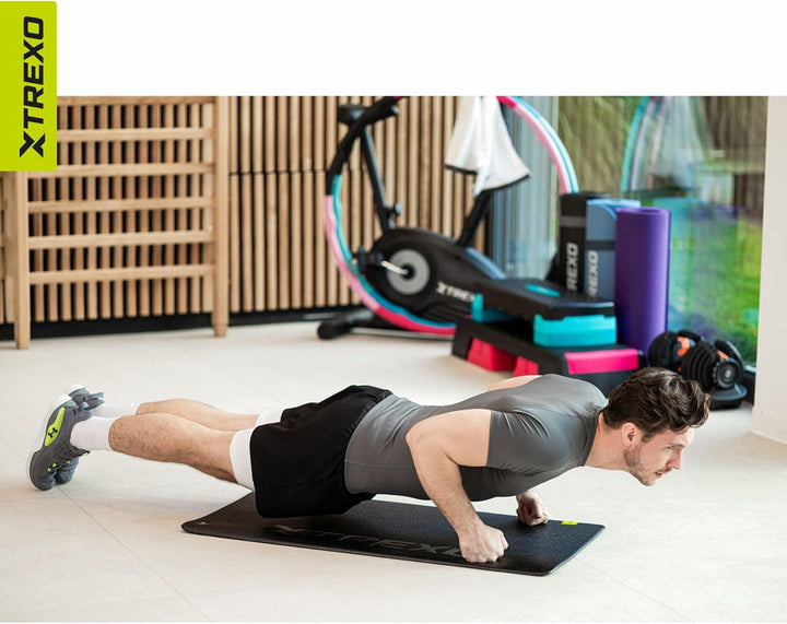 XTREXO Professional Trainingsmatte PROFESSIONAL in Schwarz 100 x 50 cm Yogamatte aus PVC Langlebig u
