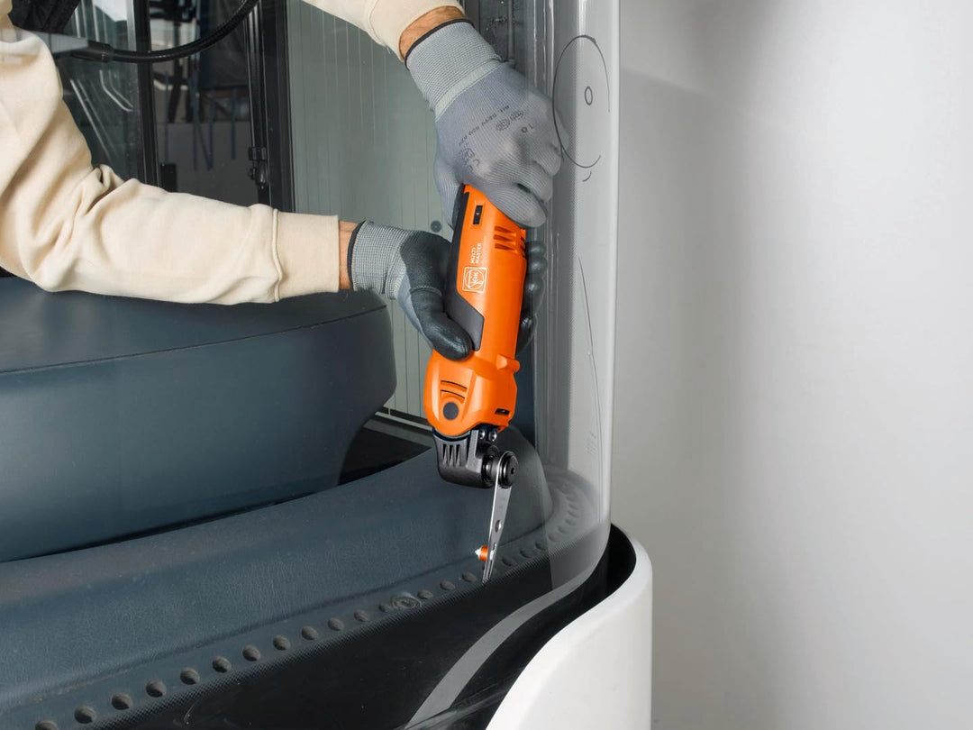 Fein MultiMaster MM 700 1.7 Aut BASIC (für Ausbau/Renovierung, zum Sägen von Holz und Metall, zum Sc