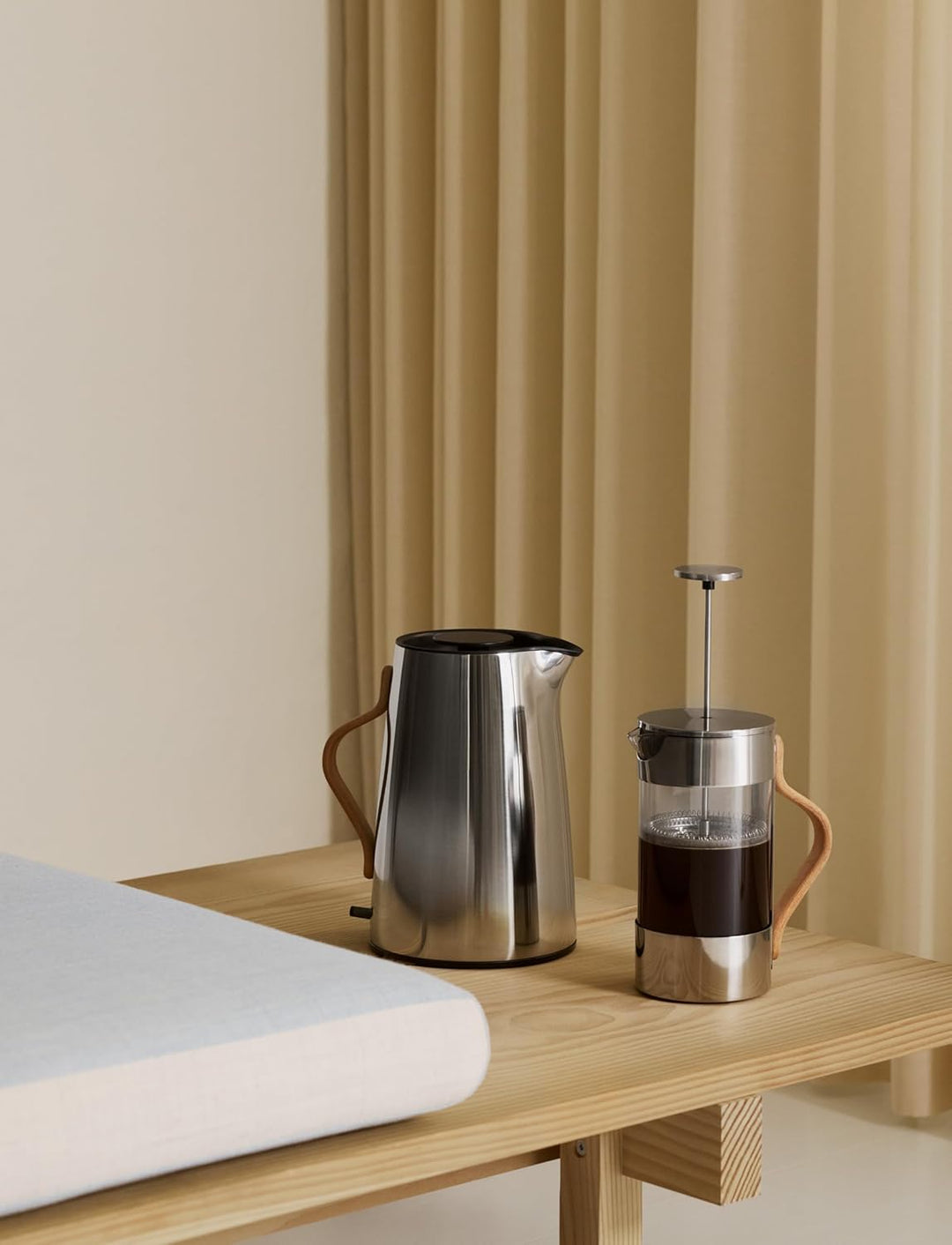 Stelton Wasserkocher Emma - Elektrischer Kocher - Kaffee- & Teekanne, skandinavisch - Filter, Trocke