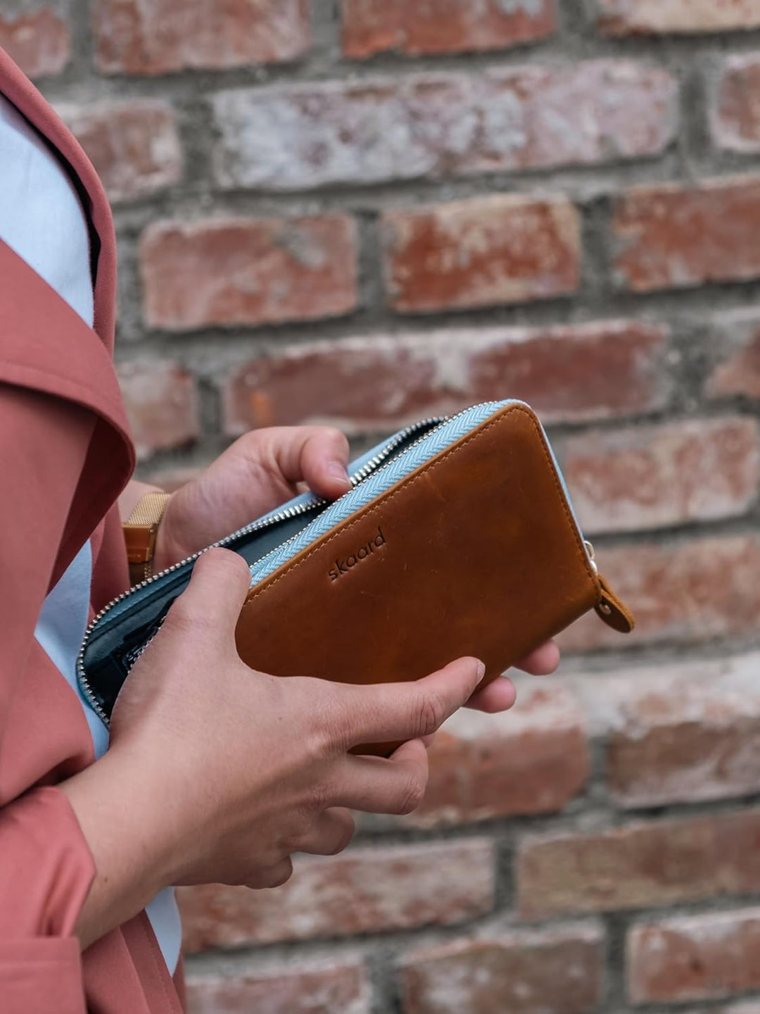 skaard Grosse Damen Geldbörse aus echtem Leder, Braun/Hellblau mit RFID-Schutz, Braun