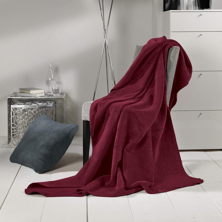 Erwin Müller Wohndecke Brescia 2er-Pack Uni Bordeaux Grösse 150x220 cm - schmuseweicher Flor, mollig