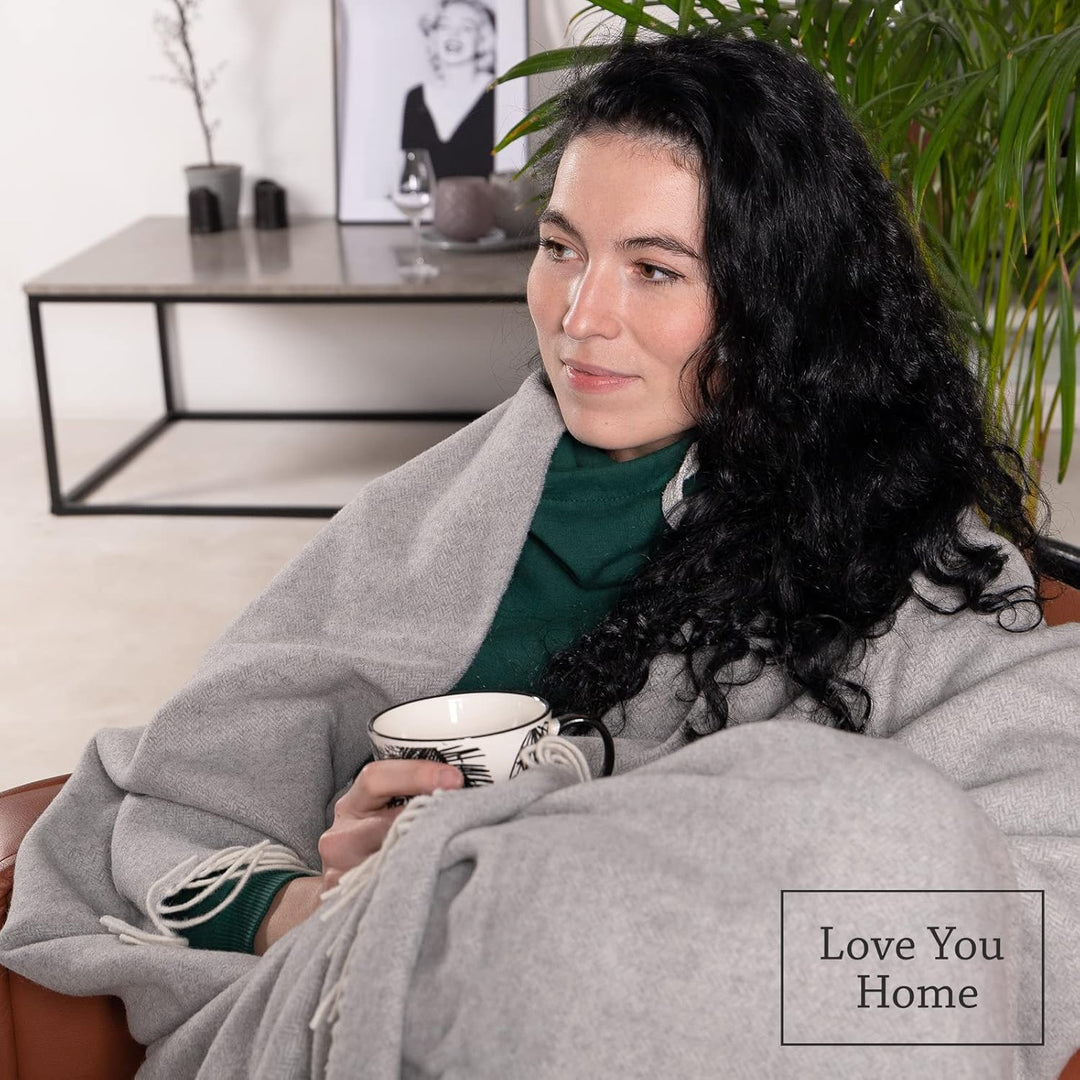 LYHome Kaschmir Decke mit Merino - Luxus Tagesdecke Kuscheldecke Wolldecke Sofadecke und Couchdecke,