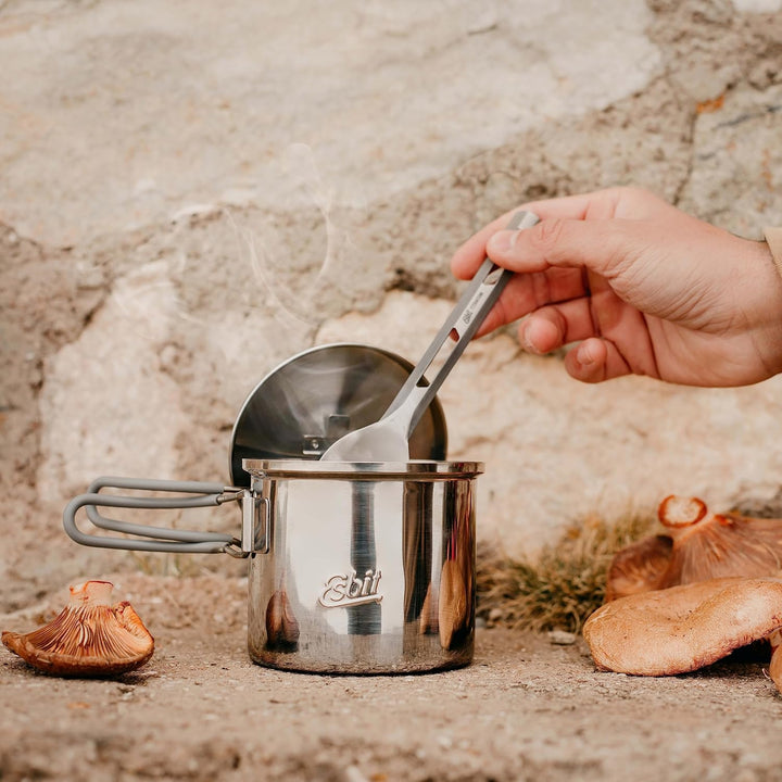 Esbit Outdoor Kochtopf 625 ml - Camping Topf aus hochwertigem Edelstahl - inkl. Deckel mit praktisch