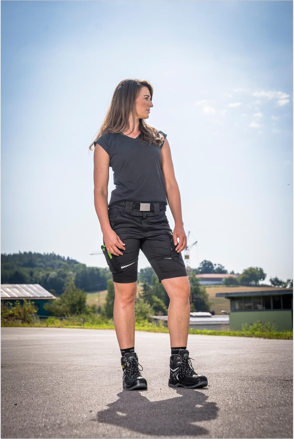 Leibwächter – Arbeitsshorts Damen Flex LINE – Robuste Cargo Hose mit Taschen – Handwerker Shorts – B