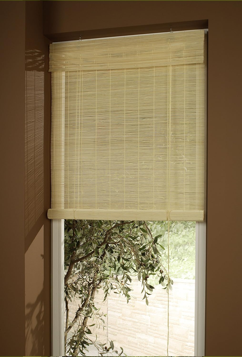 JalousieCrew Holzrollo Breite 90 cm Länge 220 cm Farbe Natur oder braun Seitenzug Fenster Tür Rollos