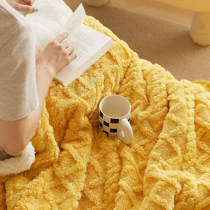 QOFLY Premium Sherpa Wohndecke Decke 150x200 cm Fleecedecke - Wohn- & Kuscheldecke - Wohndecke Flaus