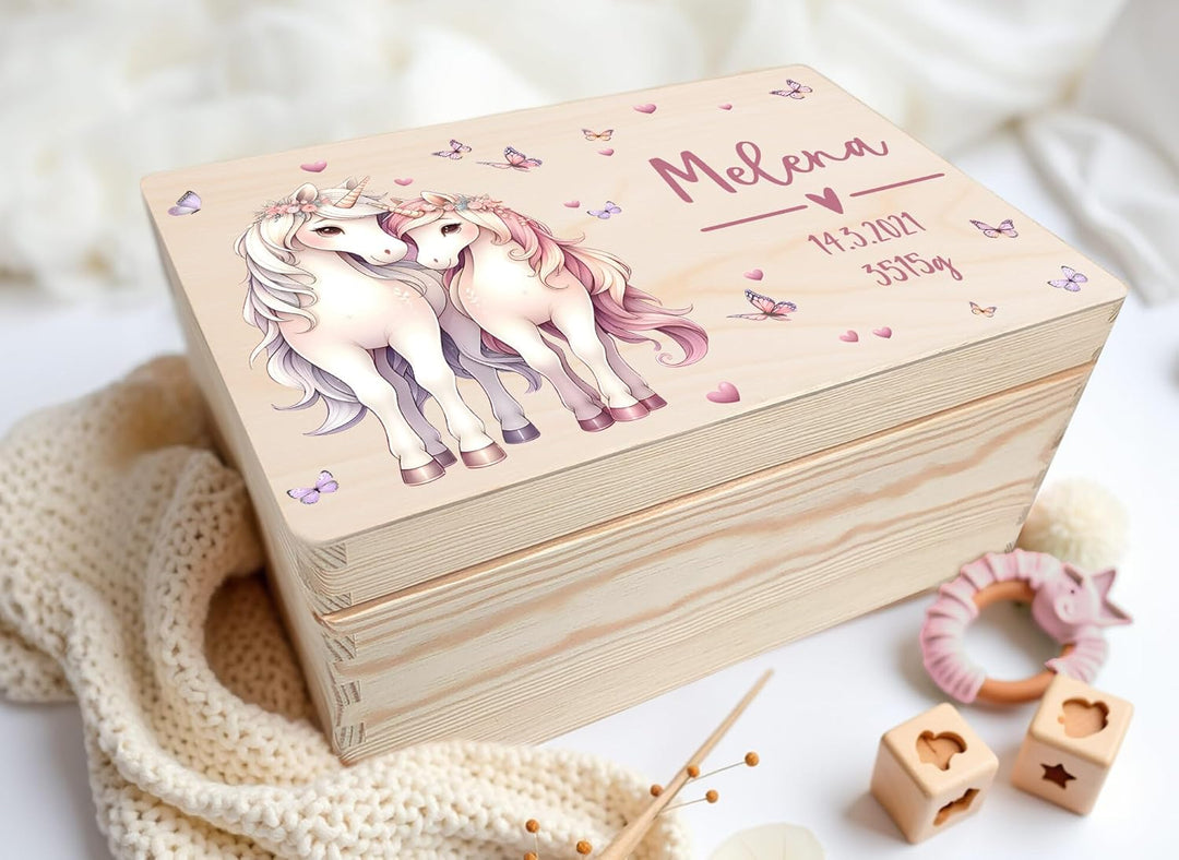Little Deco Personalisierte Holzkiste Baby Erinnerungskiste | M - 30 x 20 x 13 cm | Pferde Geschenk