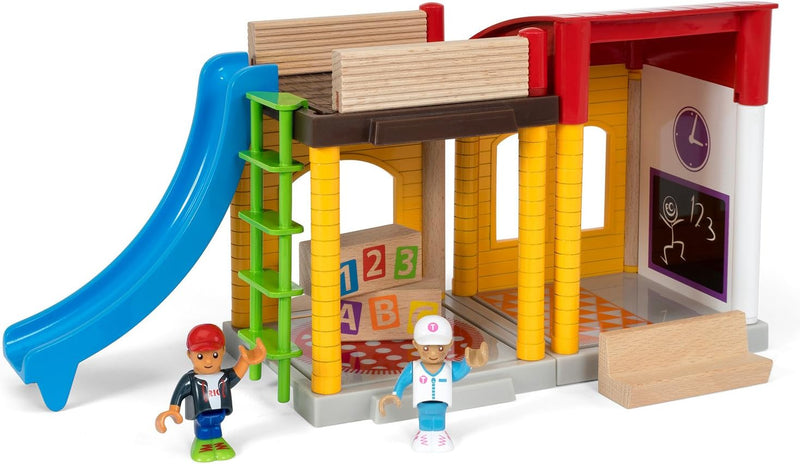 BRIO 33943 - Village Schule, bunt