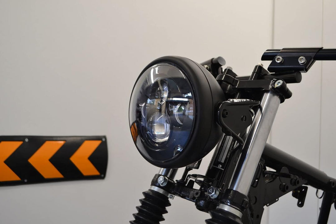 Motorrad LED Scheinwerfer 7.5 Zoll für Angepasstes Projekt Retro Cafe Racer Motorrad