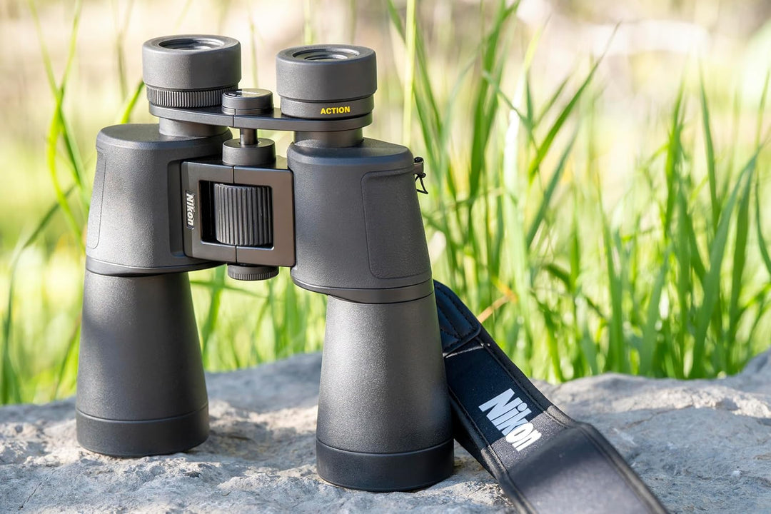 Nikon Action 10x42 Fernglas (leicht zu Tagen und zu bedienen, Gute räumliche Sicht, für Wanderungen,