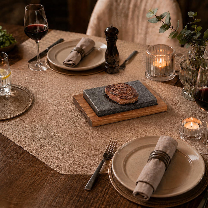 kela Country Heisser Stein mit Servierplatte, Steingrill, Lavastein Steakbrett, Hot Stone Grill, dun