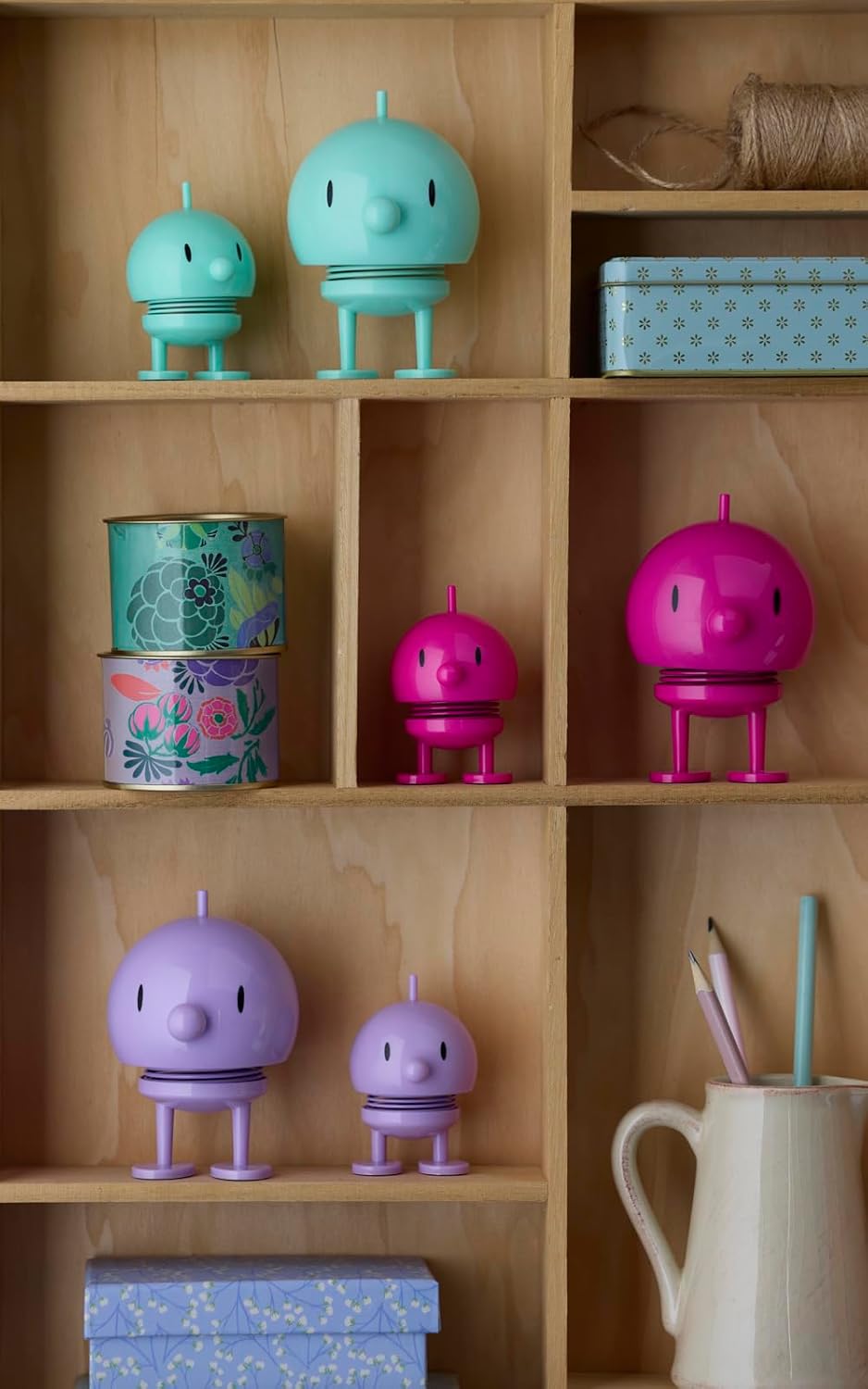 Hoptimist Bumble, Wackelfigur Deko Skandinavisch, Deko Wohnzimmer, Schreibtisch Deko, Büro Gadgets,