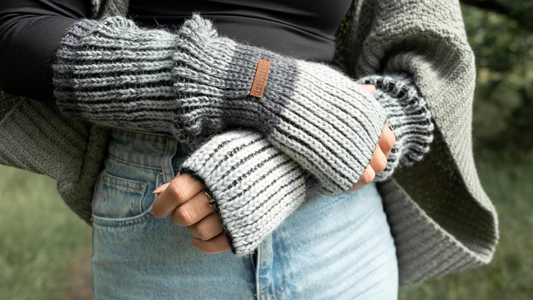 KNIT FACTORY - Remy Gestrickte Armwärmer - Winter Armstulpen - Handgelenkwärmer - Lange Handschuhe -