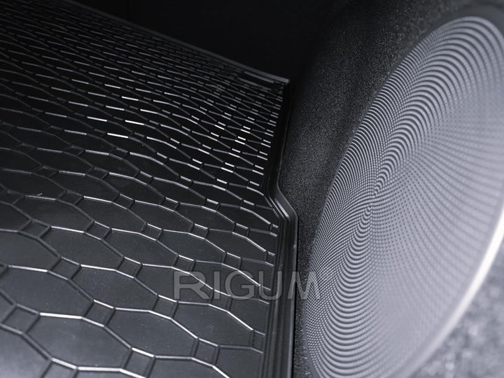 Mattenprofis Gummimatte Kofferraumwanne GKK passend für Kia Proceed mit Subwoofer ab Bj. 2018, schwa