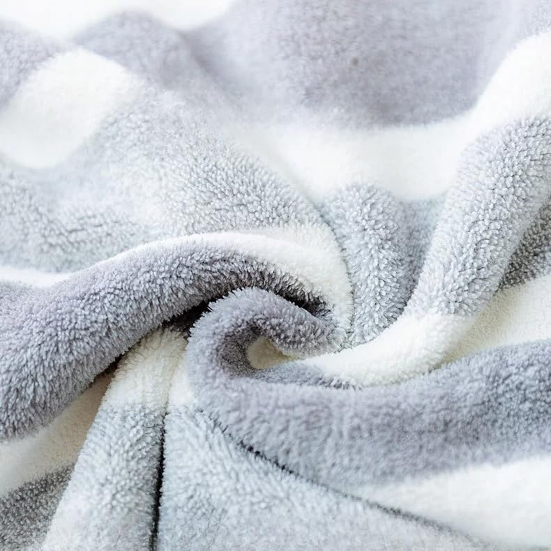 Hundebademantel, Hunde Bademantel Hund Ultra-Absorbierender, Einstellbar Hundehandtuch Schnell Trock