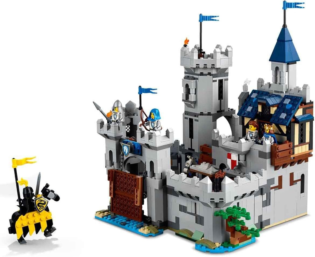 LEGO Creator Ritterburg im Mittelalter - 3-in-1-Bauset - Spielzeug Ritterburg - Umwandelbar in Ritte