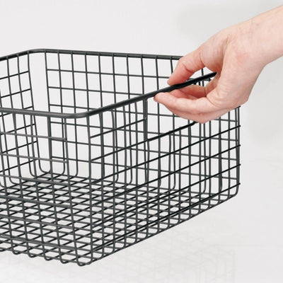 mDesign Schreibtisch Organizer mit Griffen – praktische Gitterbox aus Metall für Bürobedarf – modern