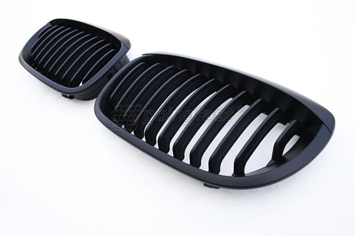 Kühler- Sport- Front- Rippen- Grill Schwarz Matt Eintragungsfrei Set Passend für BMW E46 Coupe Cabri