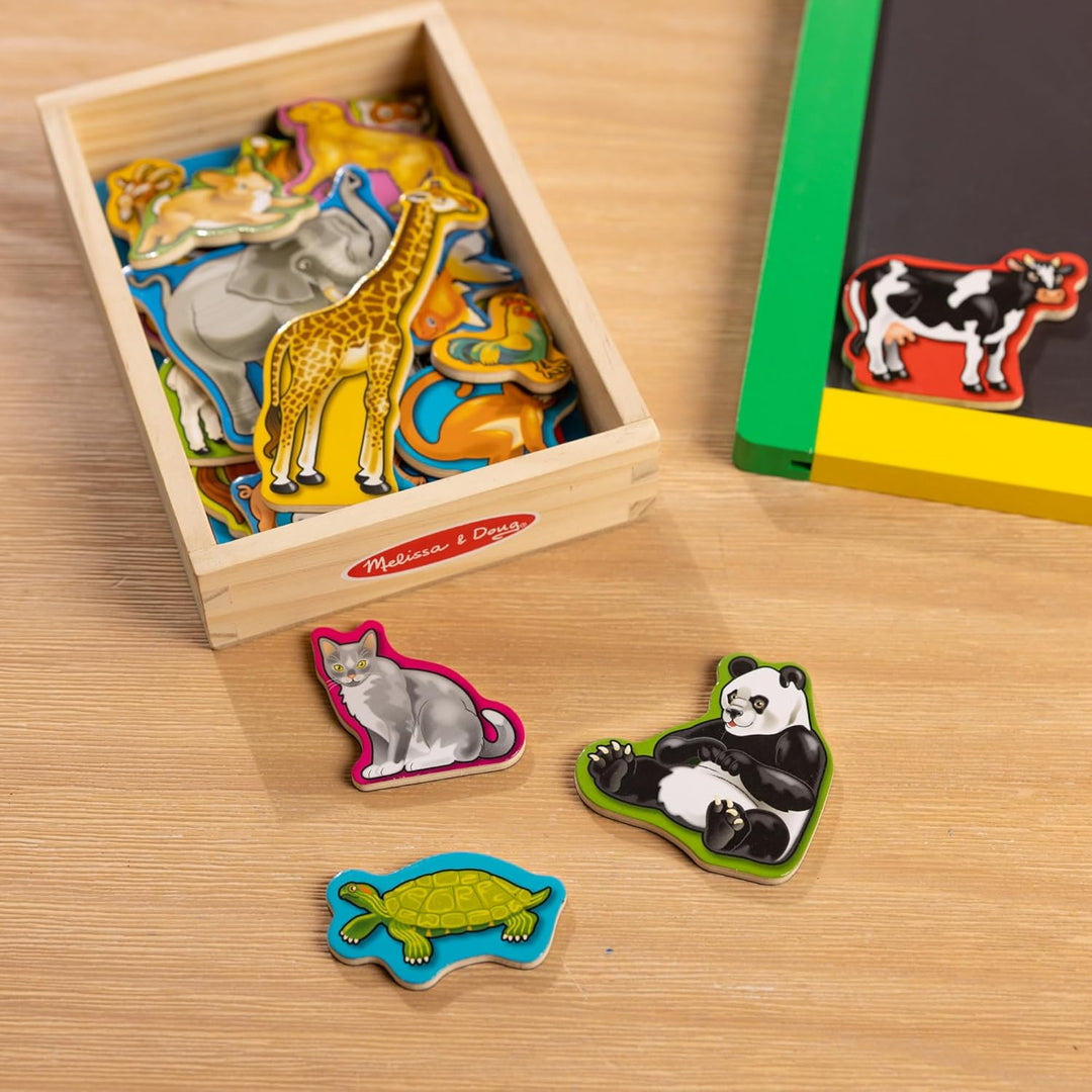 Melissa & Doug Magnetspiel für Kinder ab 2 Jahren, mit magnetischen Tierfiguren, 20 Tiere