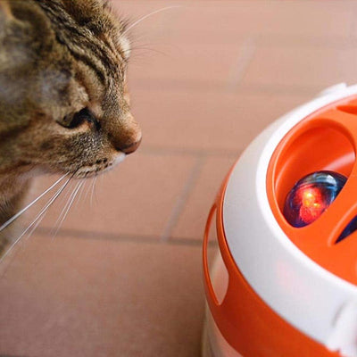 Ferplast Katzenspielzeug TORNADO in Form eines Kreisels, Interaktiv, 2 Bälle enthalten, mit Plüsch,