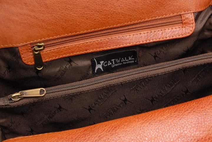 Catwalk Collection Handbags - Leder - Umhängetasche/Ledertragetasche/Henkeltasche - CLAUDIA Hellbrau