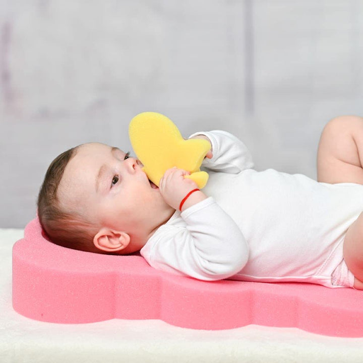 Lorelli Baby Badewanneneinlage, weich, 2 Schwämme, mit verschiedenen Motiven gelb, gelb