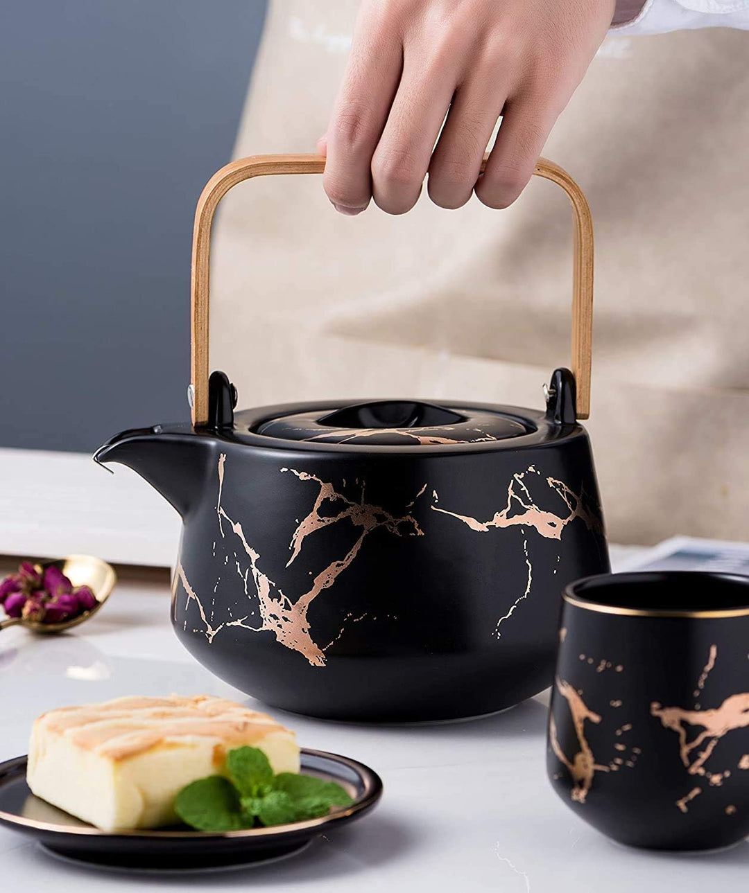 KKGUD Japanischer Stil, Keramik-Teeset, elegante Teekanne und 4 Teetassen mit Holztablett für Nachmi