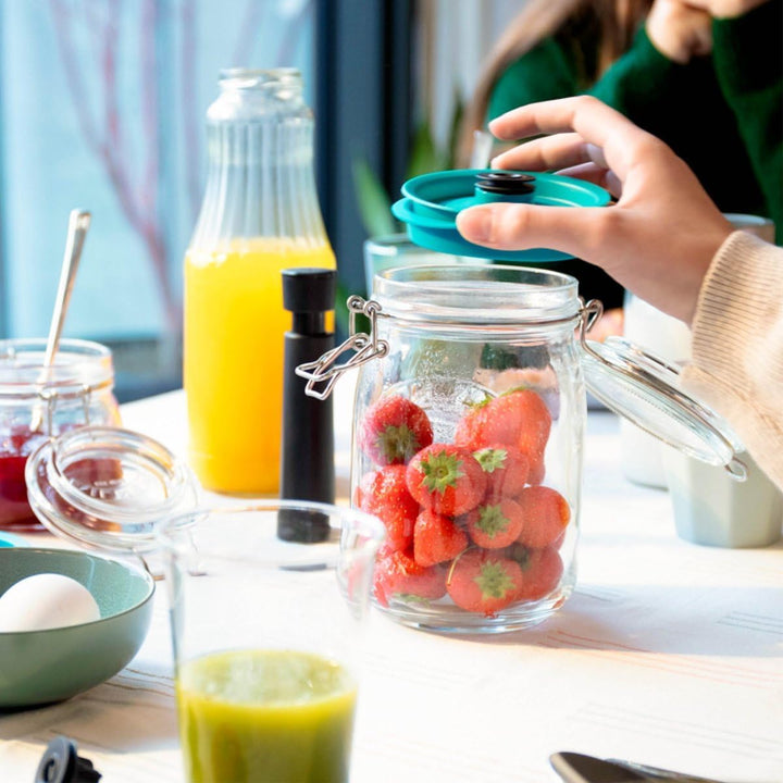 Airtender 3x Vakuumdeckel mit 3x Kilner® Einmachgläser und Vakuumpumpe – Halten Sie Lebensmittel bis