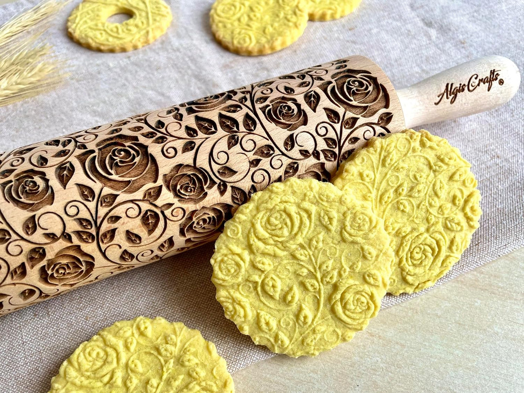 DAMASCUS ROSEN Nudelholz. Teigrolle mit Rosen für Hausgemachtes Gebäck. Teigroller mit Blumen. Gravi
