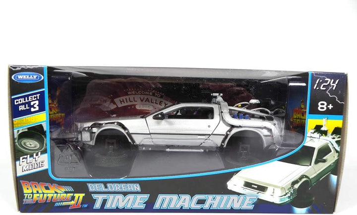 OPO 10 - Fliegendes Delorean-Auto (mit fliegenden Rädern) aus dem Film Back to The Future II - Masss