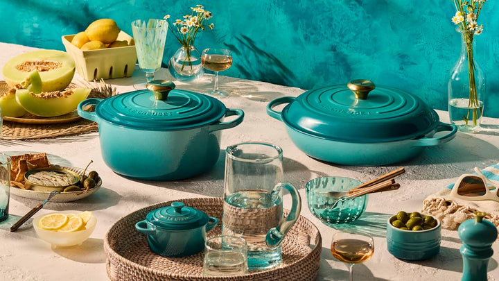 Le Creuset Signature Schmortopf, emailliertes Gusseisen, rund, 4,5 qt, Riviera Riviera 24cm, Riviera