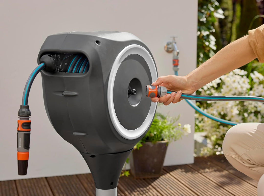 Gardena Terrassen-Schlauchbox RollUp S: Wetterfeste Box mit RollUp-Technologie und 15 m Schlauch, Be
