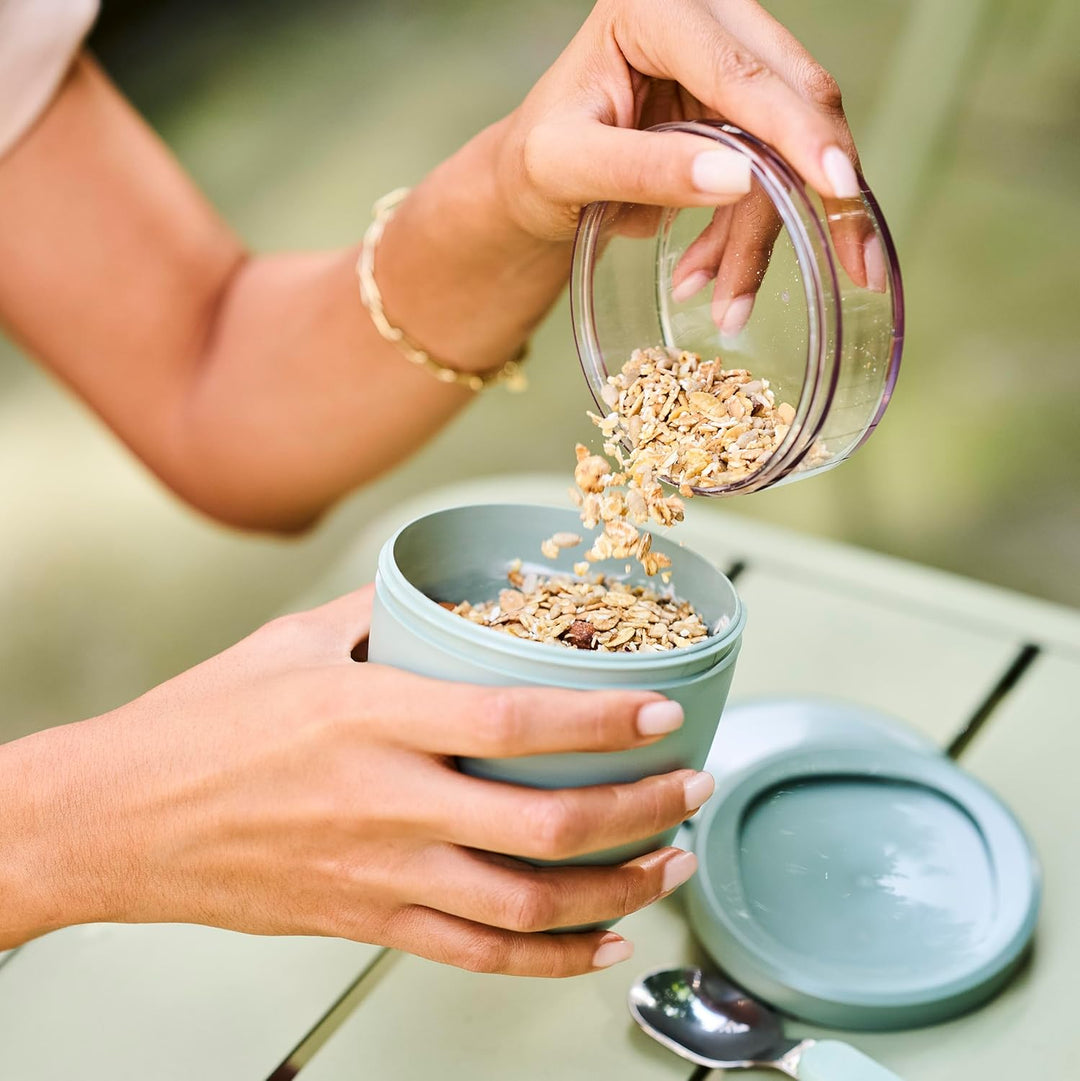 Mepal Müslibecher to go, praktischer Joghurtbecher to go - Unterteilung für Joghurt & Müsli - Geeign