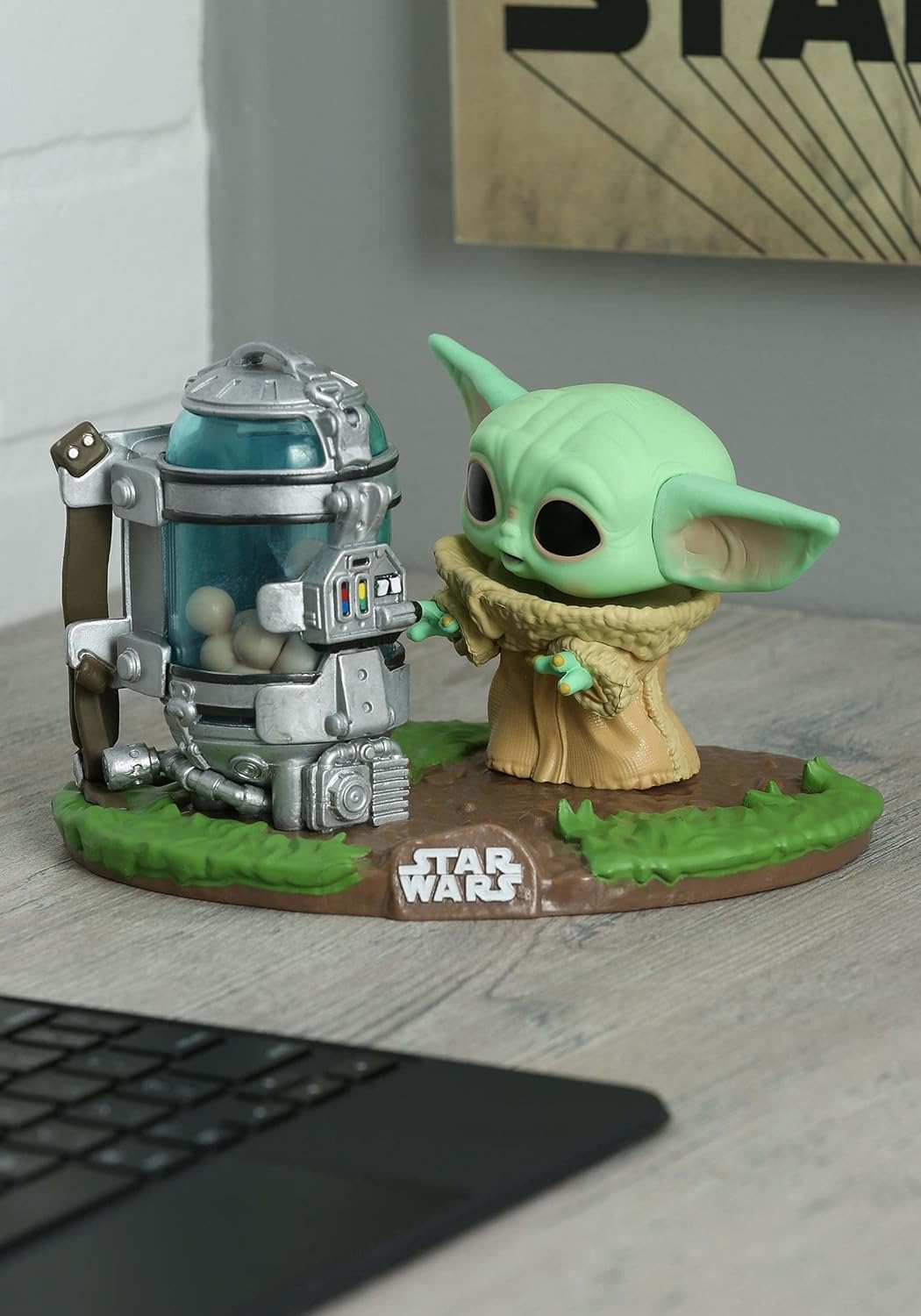 Funko Pop! Deluxe: Star Wars: The Mandalorian - Grogu (The Child, Baby Yoda) mit Canister - Vinyl-Sa