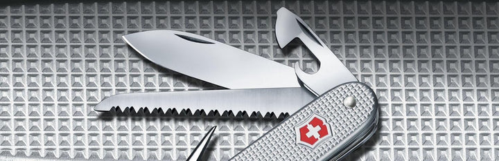 Victorinox Taschenmesser Farmer Alox (9 Funktionen, Hochwertige Alox Schalen, Holzsäge) one size Sil