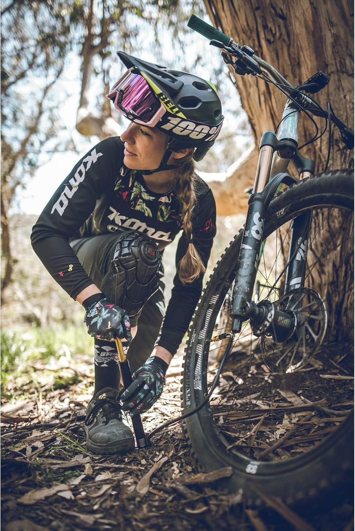 Lezyne Micro Floor Drive HP Schwarz, Schwarz