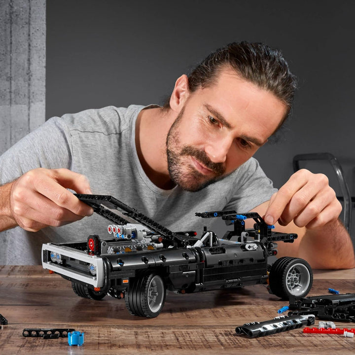 LEGO Technic 42111 - Fast & Furious Dom's Dodge Charger R/T 1970, Neu 2020 (1077 Teile)