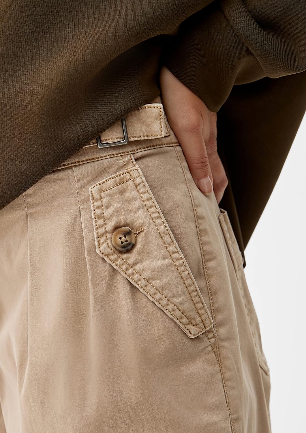 s.Oliver Damen Loose: Hose mit Barrel leg 38 Braun, 38 Braun