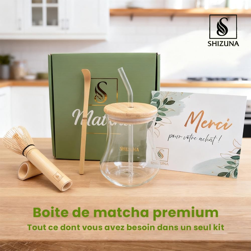 Matcha-Set aus Glas Matcha Latte, 550 ml, mit Deckel aus Bambus & Glasstrohhalm – Schneebesen aus na