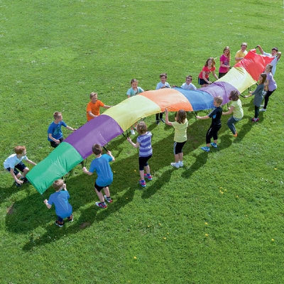 Betzold Sport - Schwungtuch, lang, 8 x 1 m, 17 Halteschlaufen für Guten Halt - Spielzeug Kindergarte